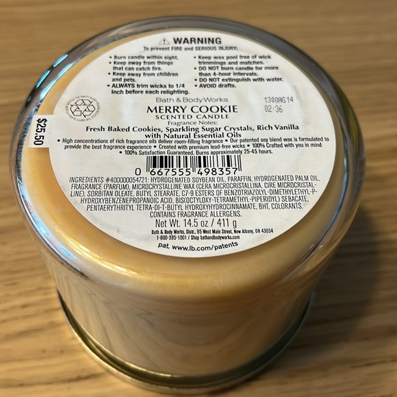 Bath & Body Works 3 Wick Candle. Merry Cookie. - Picture 3 of 3